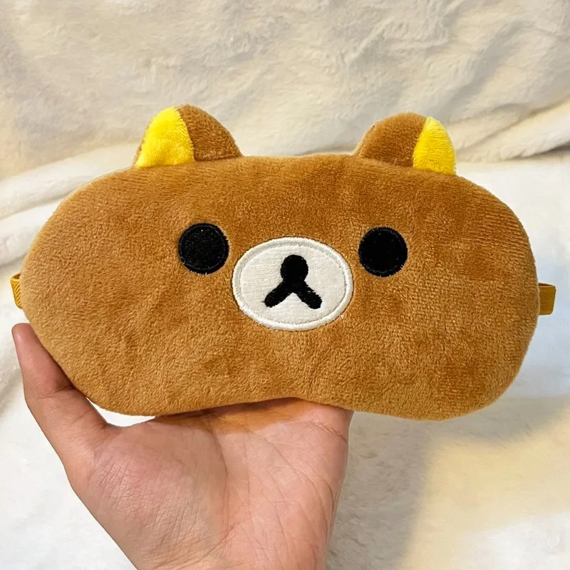 Плюшевая маска для сна Rilakkuma: мультяшная, пушистая, с регулируемым эластичным ремешком, полностью светонепроницаемая, для отдыха и путешествий (art.: 3920dba9bc2a1) - 3920dba9bc2a1