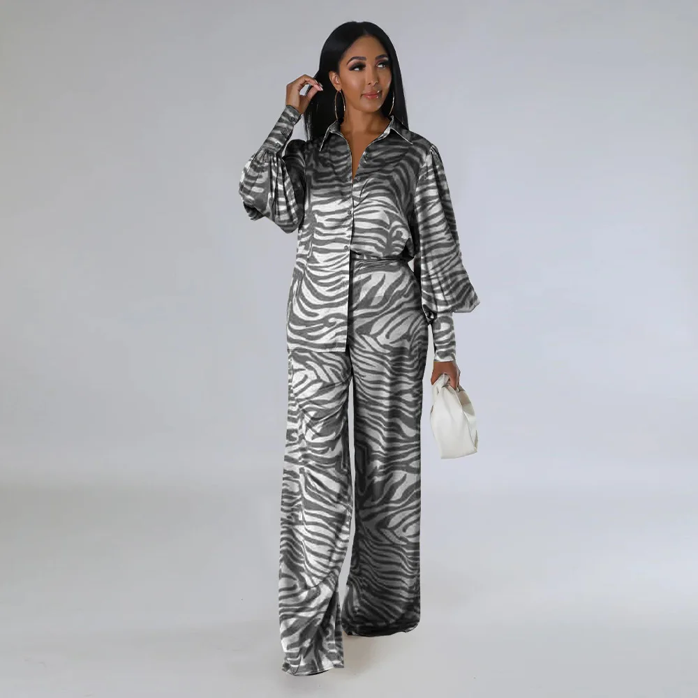 

Женский костюм из двух предметов, элегантная повседневная рубашка с длинным рукавом-фонариком и принтом из искусственного шелка, спортивны...