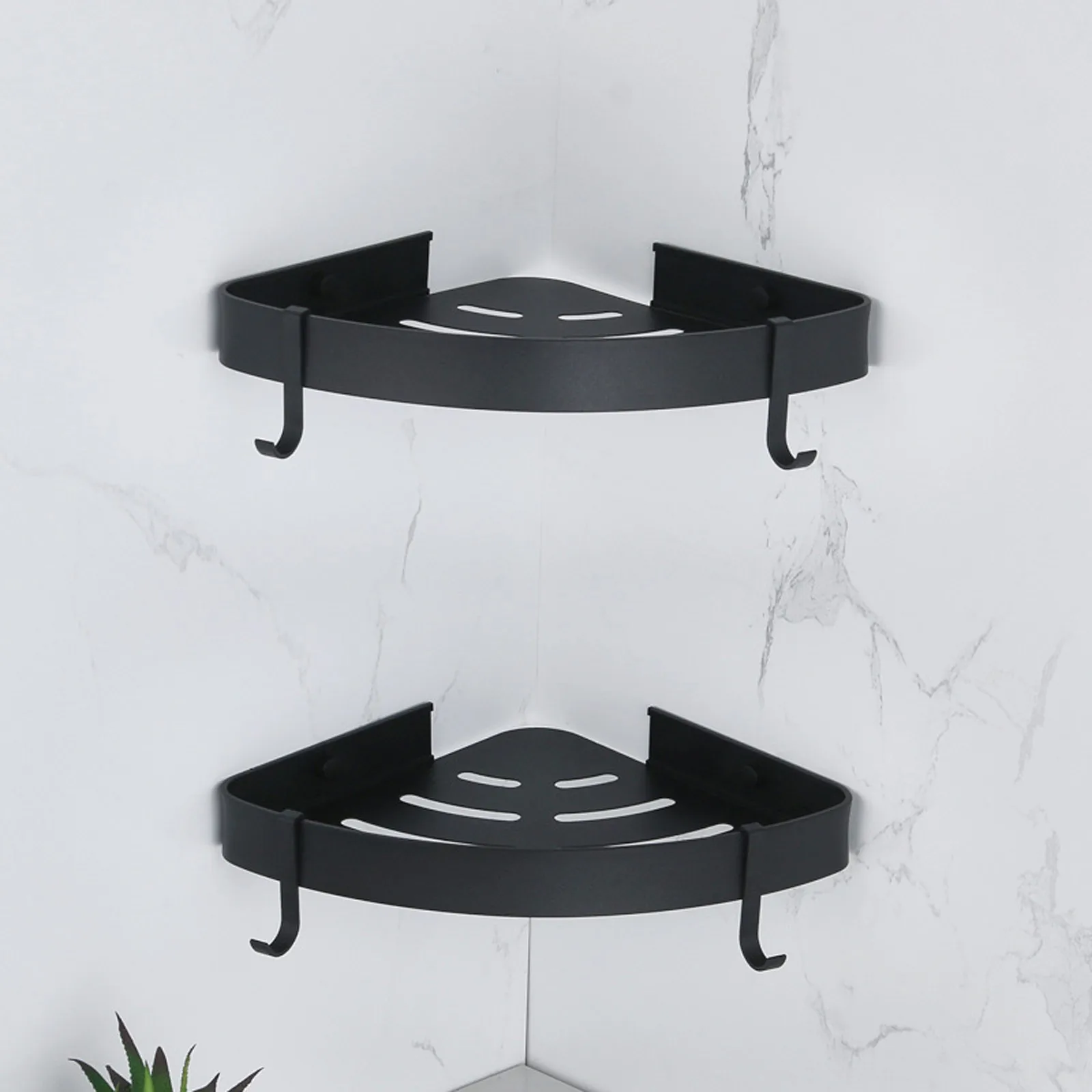 

Треугольная стойка для хранения полотенец и душа, 2 шт., черные угловые полки, настенная алюминиевая корзина для хранения, органайзер, аксесс...