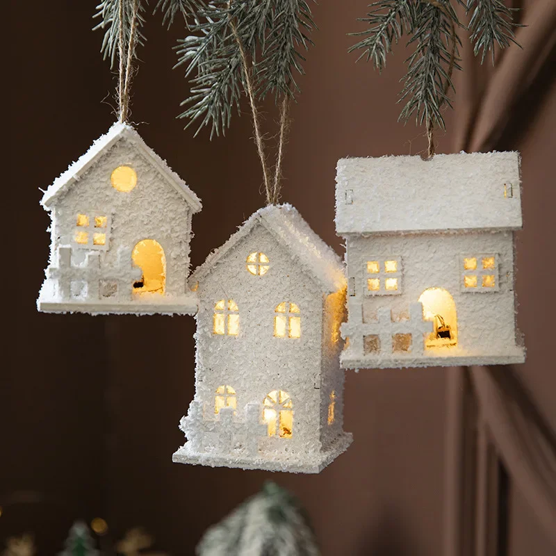 Деревянный новогодний светильник