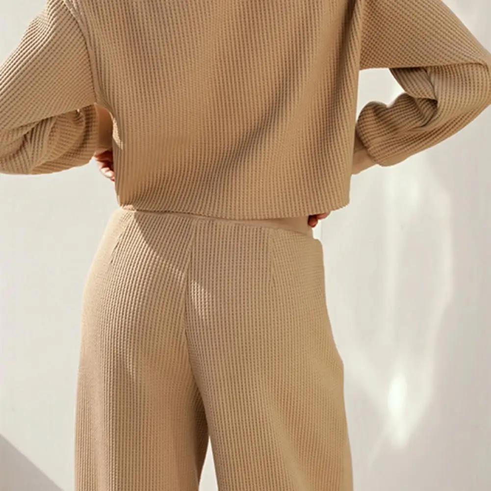 Рисунок 4 - 1 комплект, укороченный топ и штаны