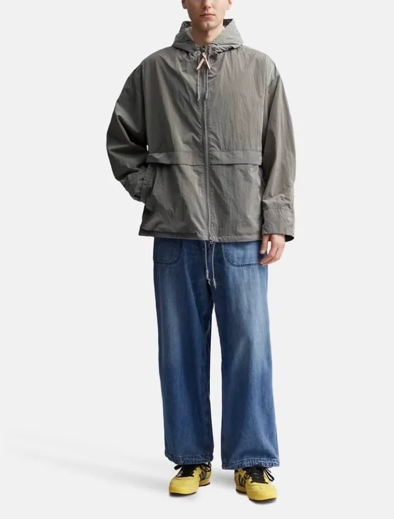 Куртка на молнии с капюшоном металлик 24ss