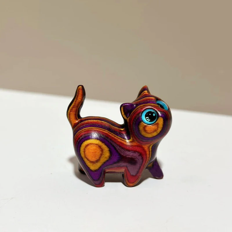 

Милая Радужная деревянная фигурка кошки, миниатюрный орнамент в виде змеи, статуэтка счастливого кота, настольные аксессуары для домашнего интерьера, уникальный подарок