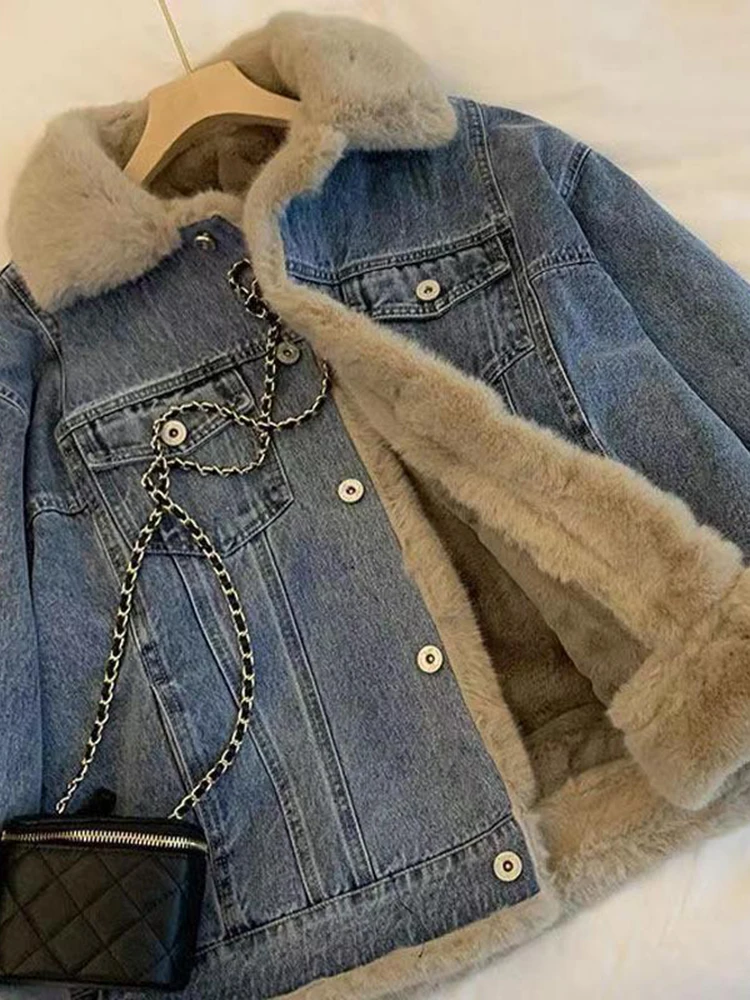 Winter Fleece Thicken Denim Jacket Women Loose Oversized Casual Warm Jeans Coats Wear Fur Collar Long Sleeves Female Clothes images - 6