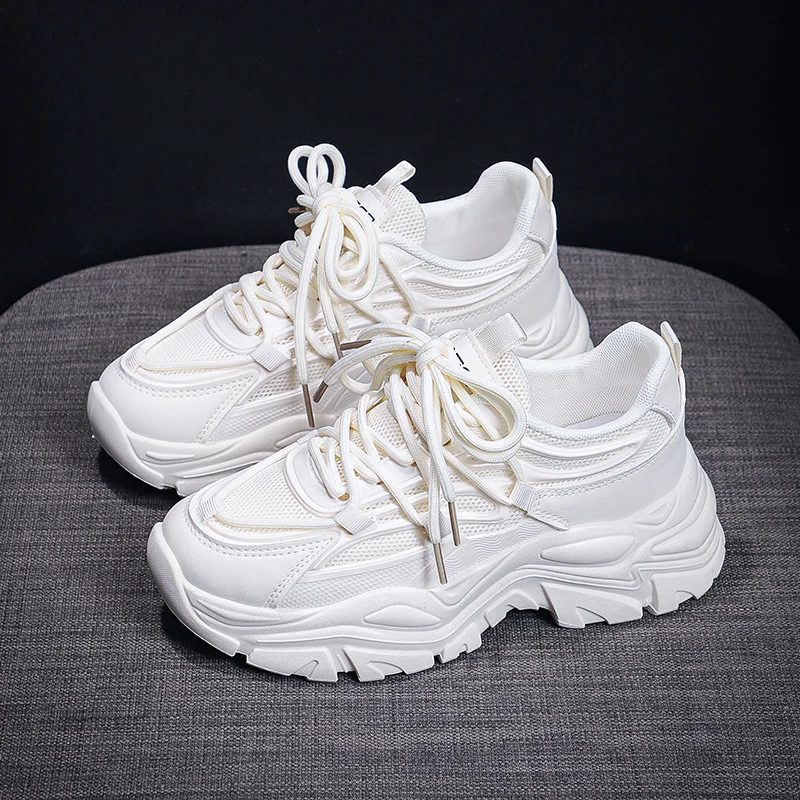 Fujeak New White Shoes for Women Comfortable Breathable Mesh Shoes Plus Size Casual Running Shoes Non-slip Lightweight Sneakers