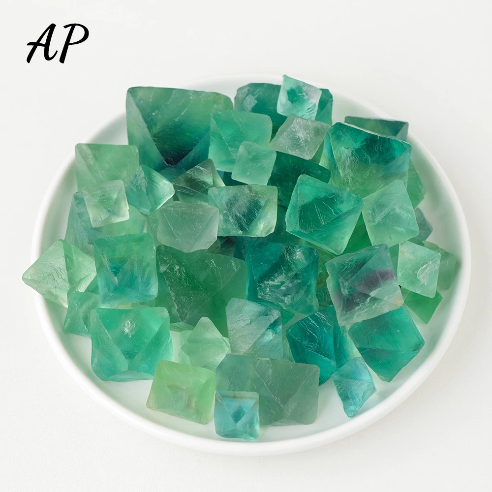 

Натуральный кристалл 100 г/пакет, зеленый флюорит, октаэдр, ремесла, лечебный камень, флюорит, драгоценный камень, минеральный образец, подарок для украшения дома