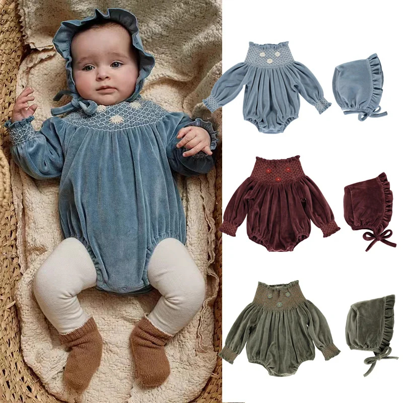 

Embroidery Velvet Rompers Baby Hat 2022 Winter Designer Brand Turtleneck Long Sleeve Winter Romper for Baby Kids Baby Clothing