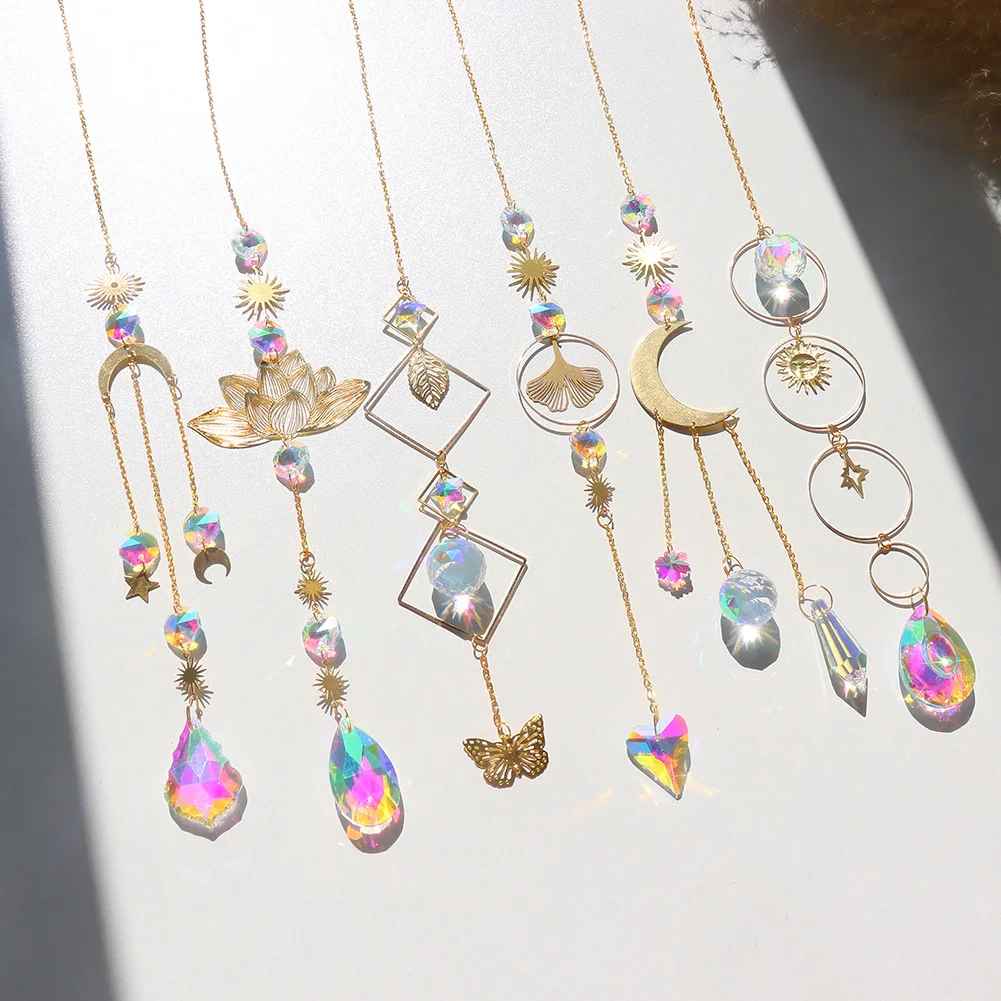 

Crystal Light Collection Pendant Creative Chic Metal Rainbow Ornament Lotus Butterfly Moon Window Supplies for Home Wall Bedroom