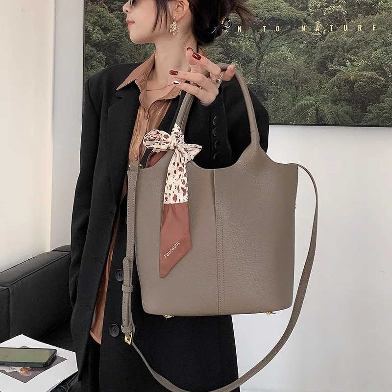 Fashion Lady Split Leather Handbag Large Capacity Travel Shopping Female Messenger Bags Solid Color Shoulder Bags For Women New