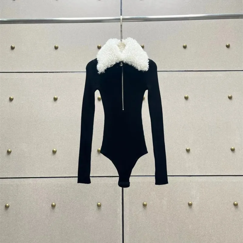 Рисунок 5 - Женский комбинезон 2023 Осенняя