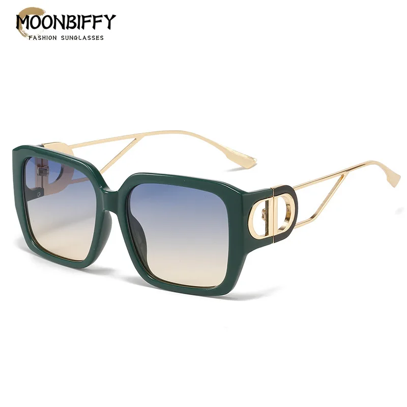 

Oversized Square Sunglasses for Women Hollow Metal Temple D Letter Sun Shades Gradient Lens Street Shooting Summer Sun Glasses