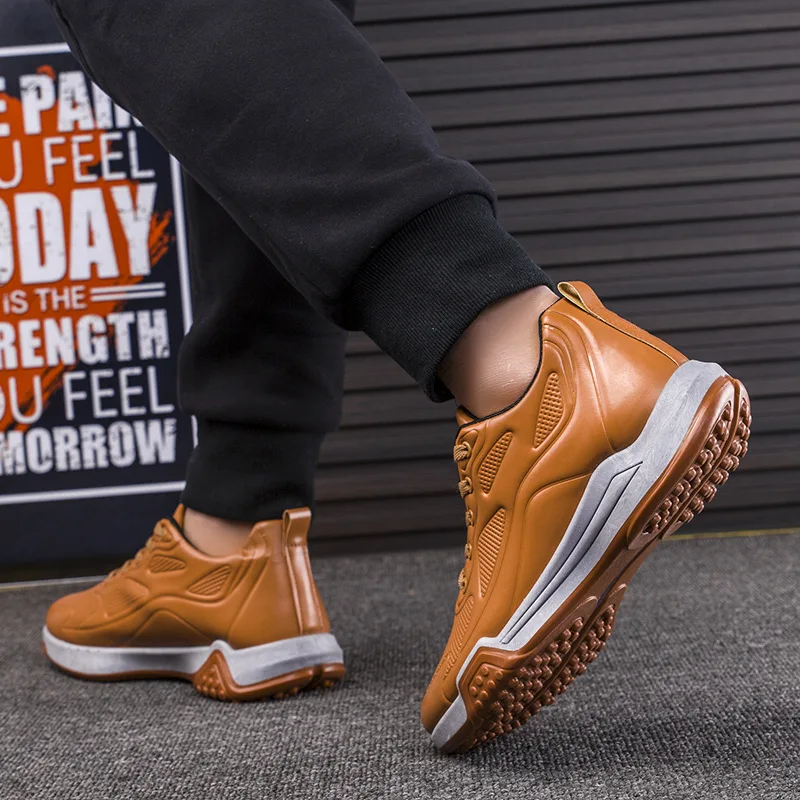 Men's 2022 Winter New Plus Velvet Thick Casual Sports Shoes Fashion Trend Low-top Sports Shoes Outdoor Non-slip Walking Shoes