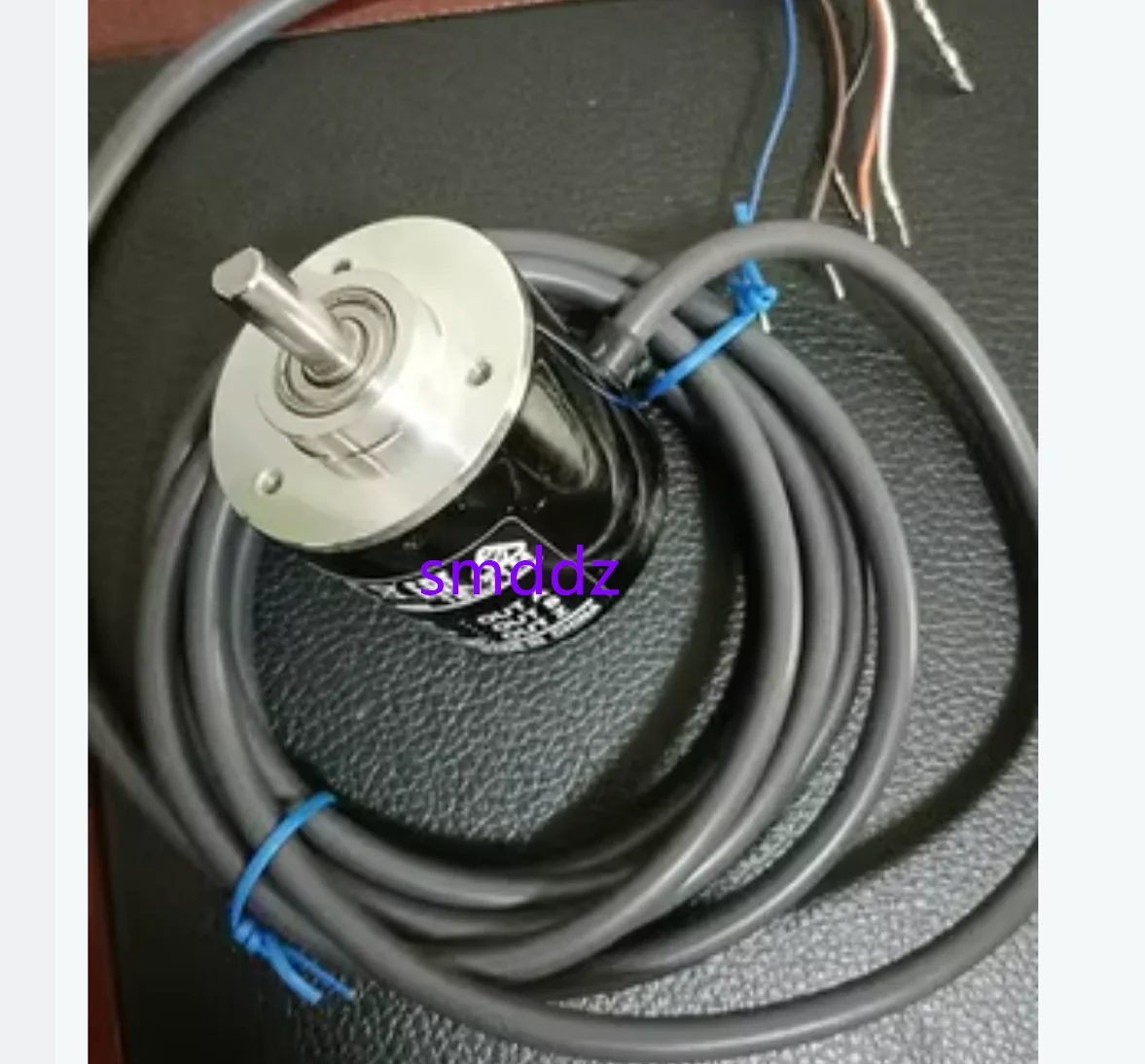 Поворотный инкрементный энкодер: E6B2-CWZ3E-2500R/R E6B2-CWZ3E-3000P/R E6B2-CWZ3E-3600P/R E6B2-CWZ3E-5000P/R
