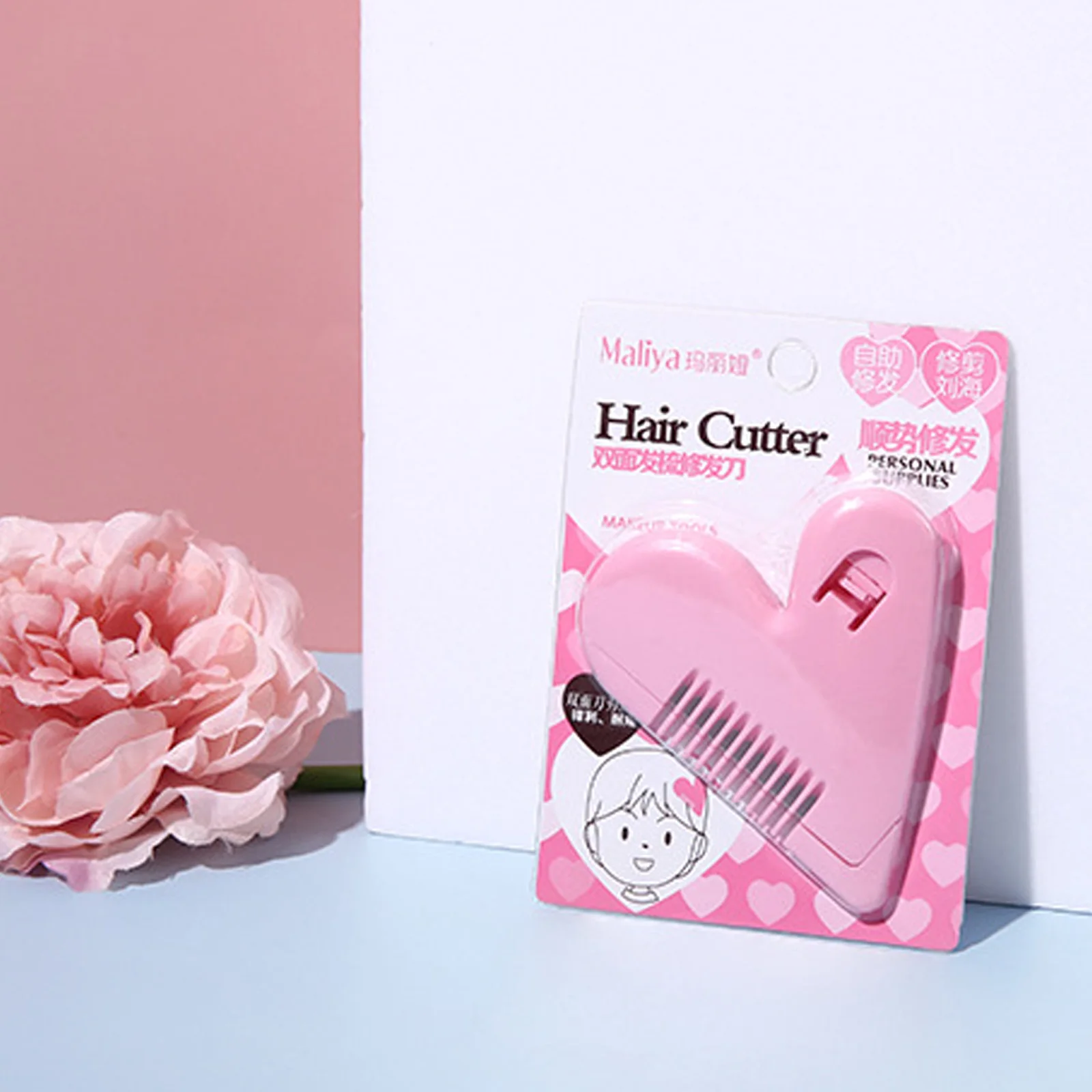 

Розовый мини-триммер для волос в форме сердца, расческа для стрижки волос, удаление волос в теле, бикини, кисти для лобковых волос с лезвиями,...