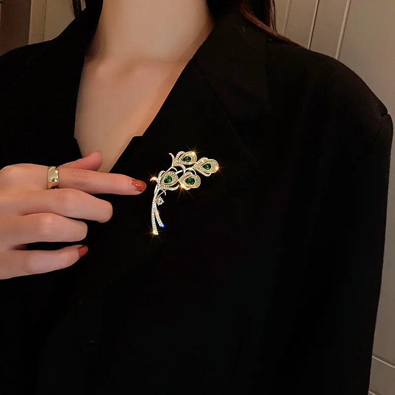 

Wedding Pin Breastpin Flower Crystal Jewellery Gold Brooch 2022 Emerald calla