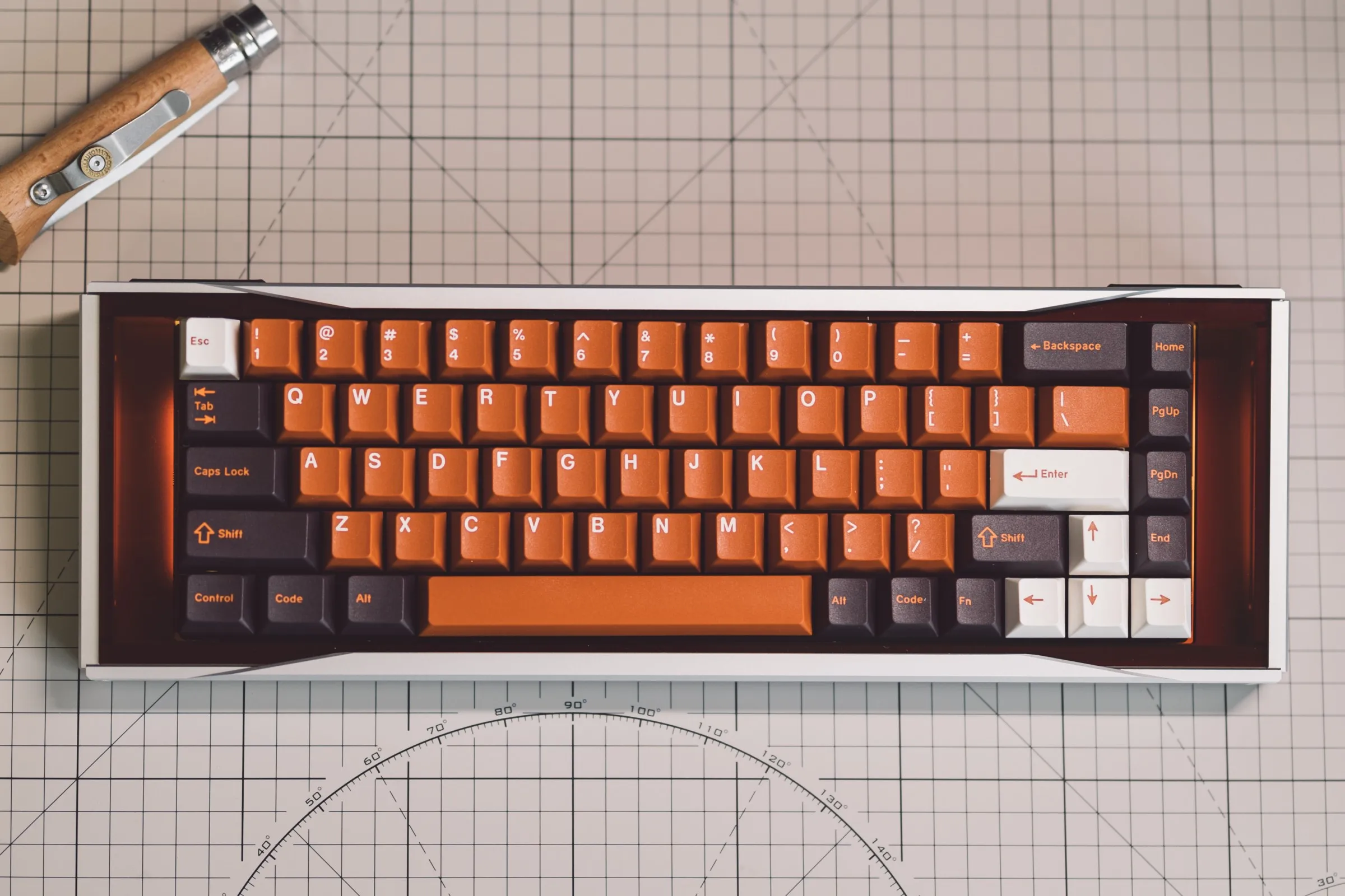 Клавиатура LeleLab Maxum65 Механическая беспроводная трехрежимная клавиатура с RGB