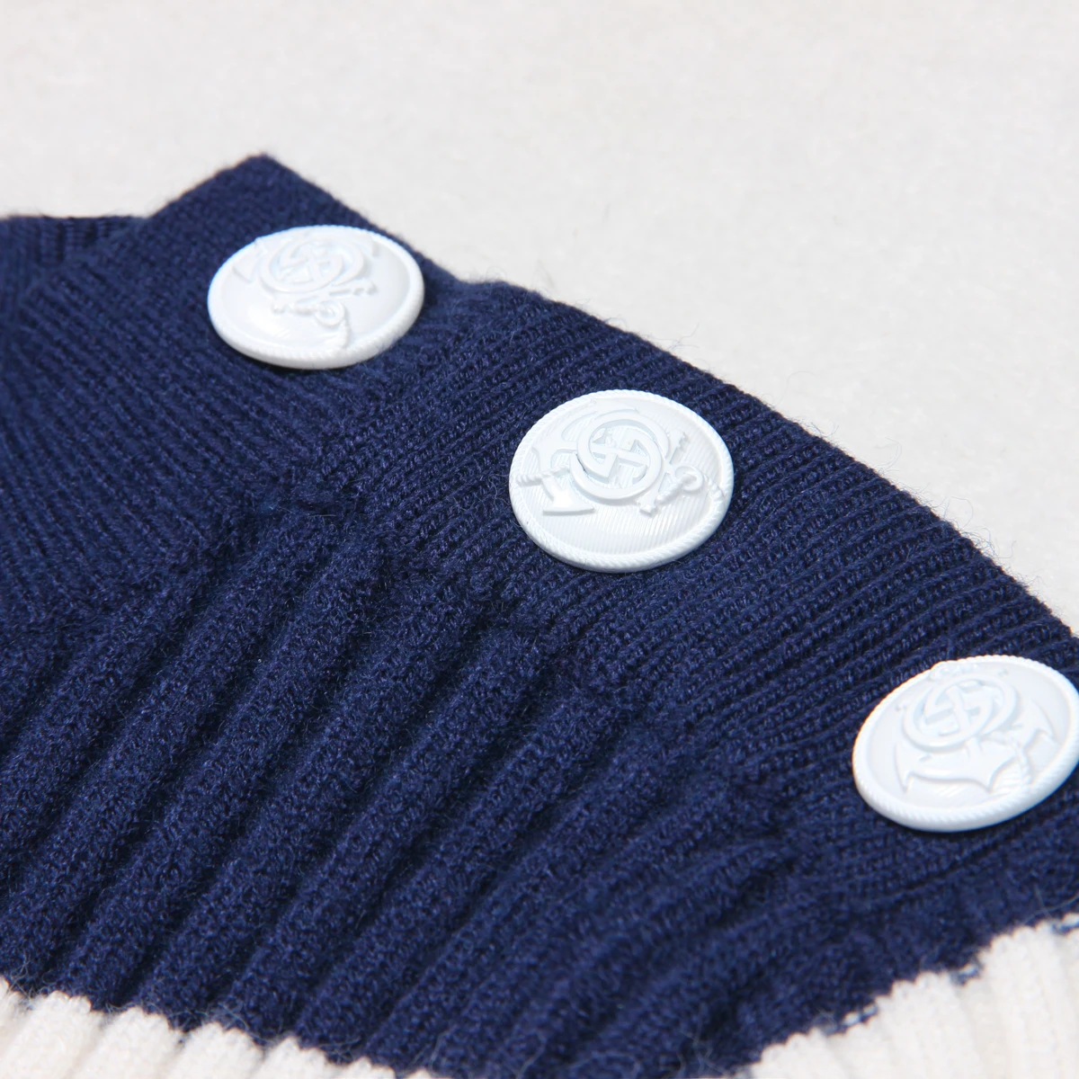 Женский трикотажный Универсальный свитер-водолазка Осень-зима 2024