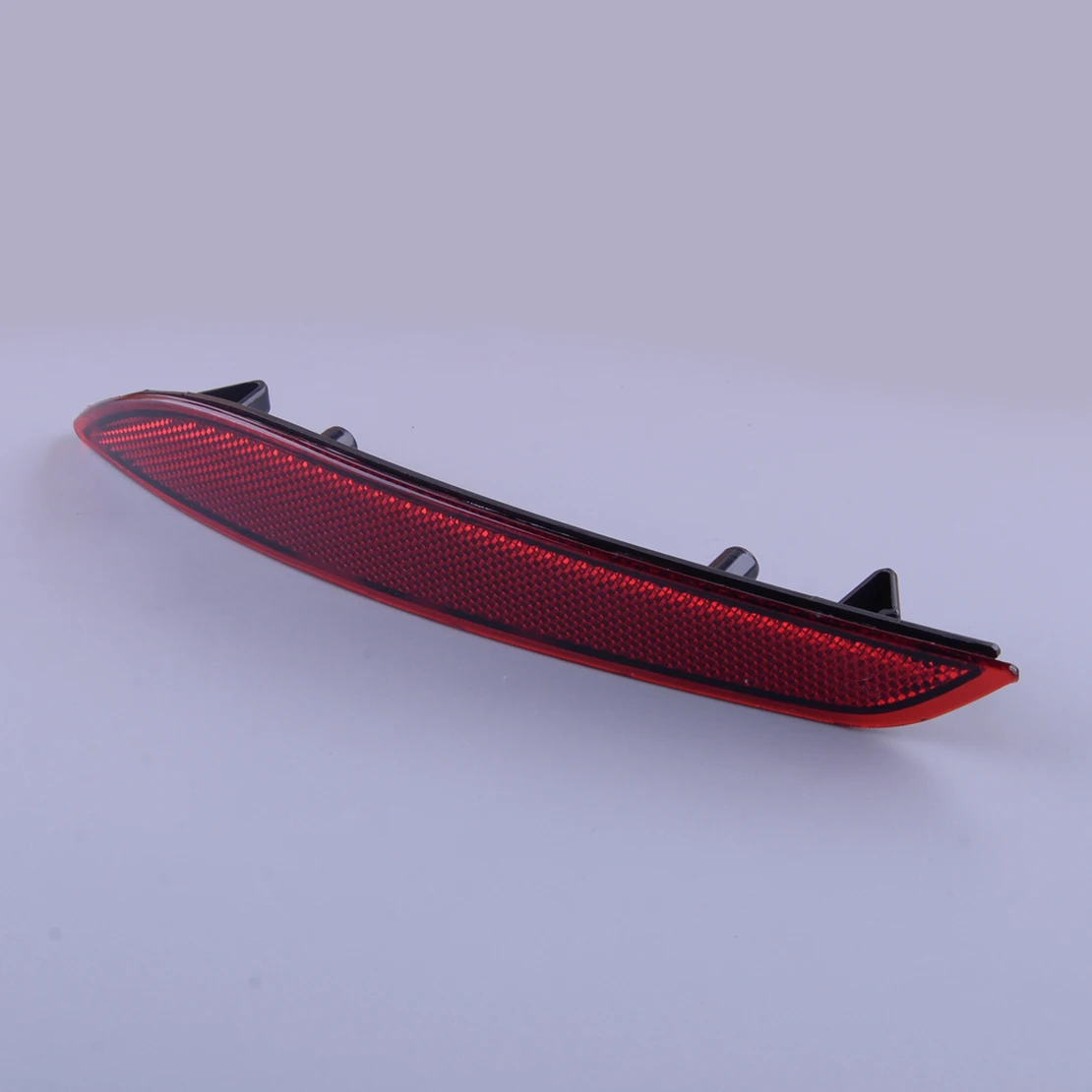 

84037296 Left Rear Tail Side Bumper Reflector Light Lamp Fit for Chevrolet Cruze Diesel L LS Premier Sedan Red Plastic