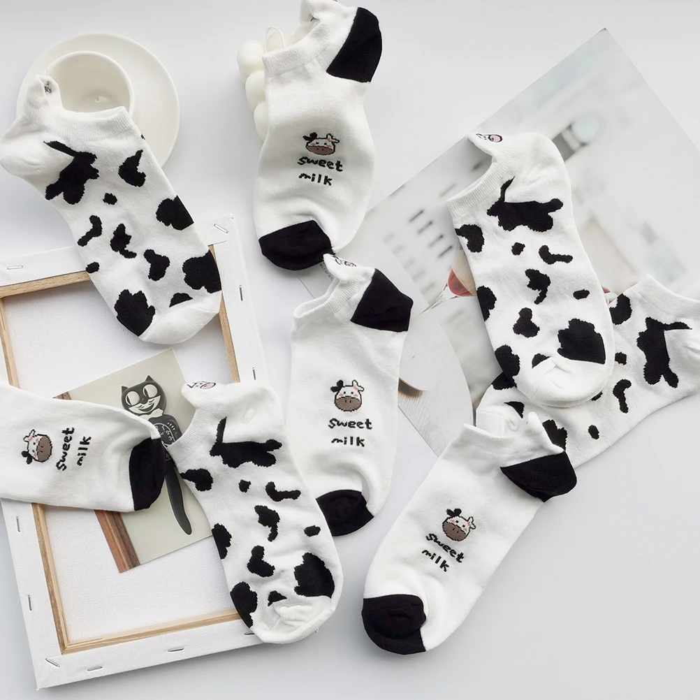 2 Pairs Girl Cow Pattern Design Short Socks Casual Cow Pattern Summer Socks For Women Short Socks Low-cut Socks for Everyday