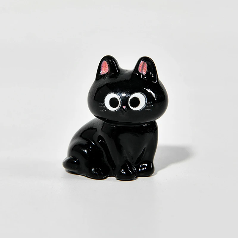 

Миниатюрная фигурка кота из полимера