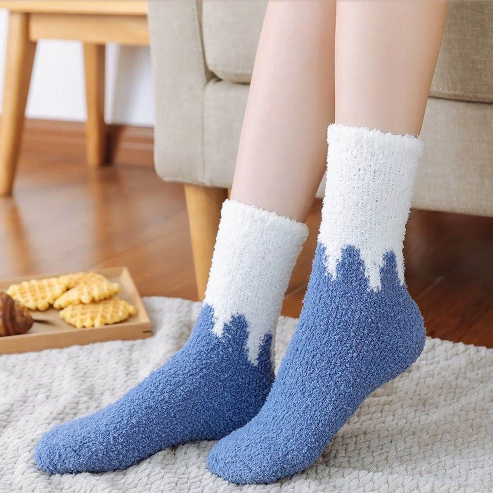 5-10 Pairs New Winter Cute Harajuku Candy Colors Home Coral Fleece Socks Thickened Warm Fleece Cat Frog Women Sleepping Socks
