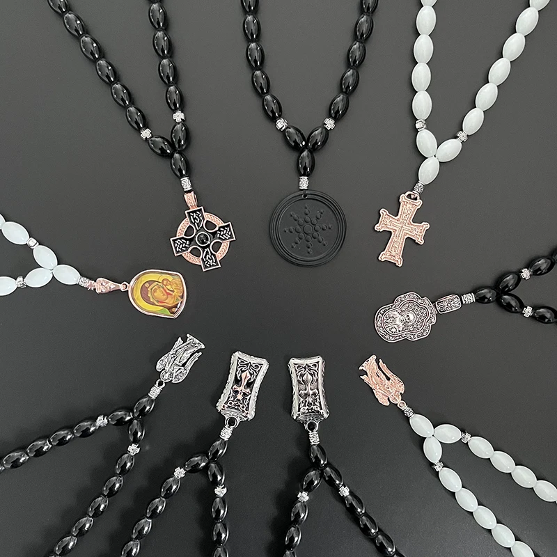 

GS09 NEW Rosary Cross Orthodox Church RearviewMirror Pendant Automotive Interior Jesus Christ Religion DIY Glass Alloy Ornaments