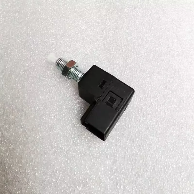 Рукоятка тормоза/датчик для CHANGAN CS35 CS75 переключатель ножного тормоза 3504110-M01