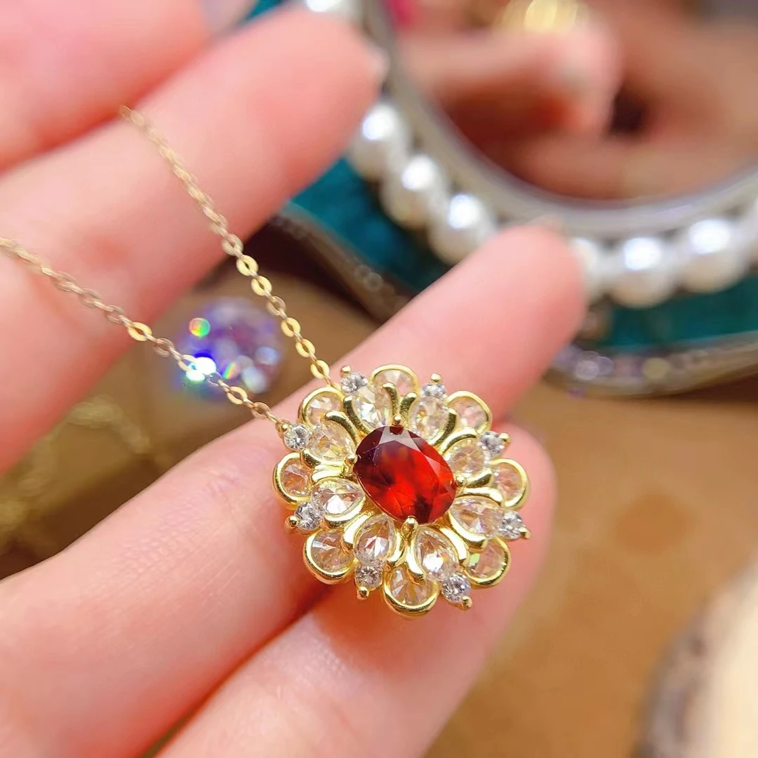 Изящные Ювелирные изделия натуральный гранат с полной четкостью женская