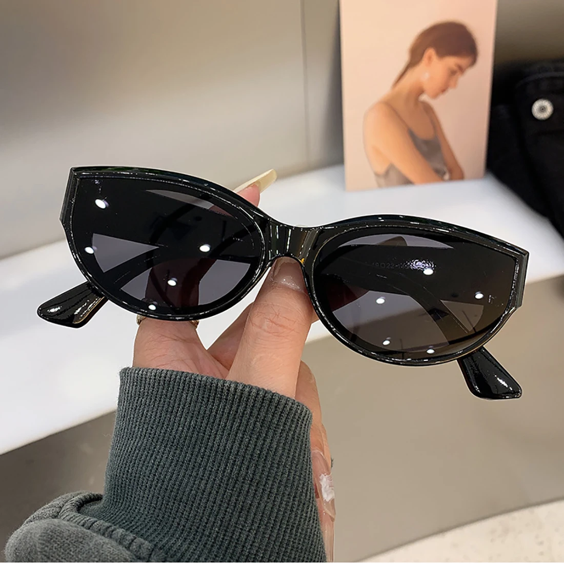 Cat Eye New Oval Sunglasses Personalized Vintage Fashion Trendy Female Shades Popular Brand Designer Eyewear For Ladies |