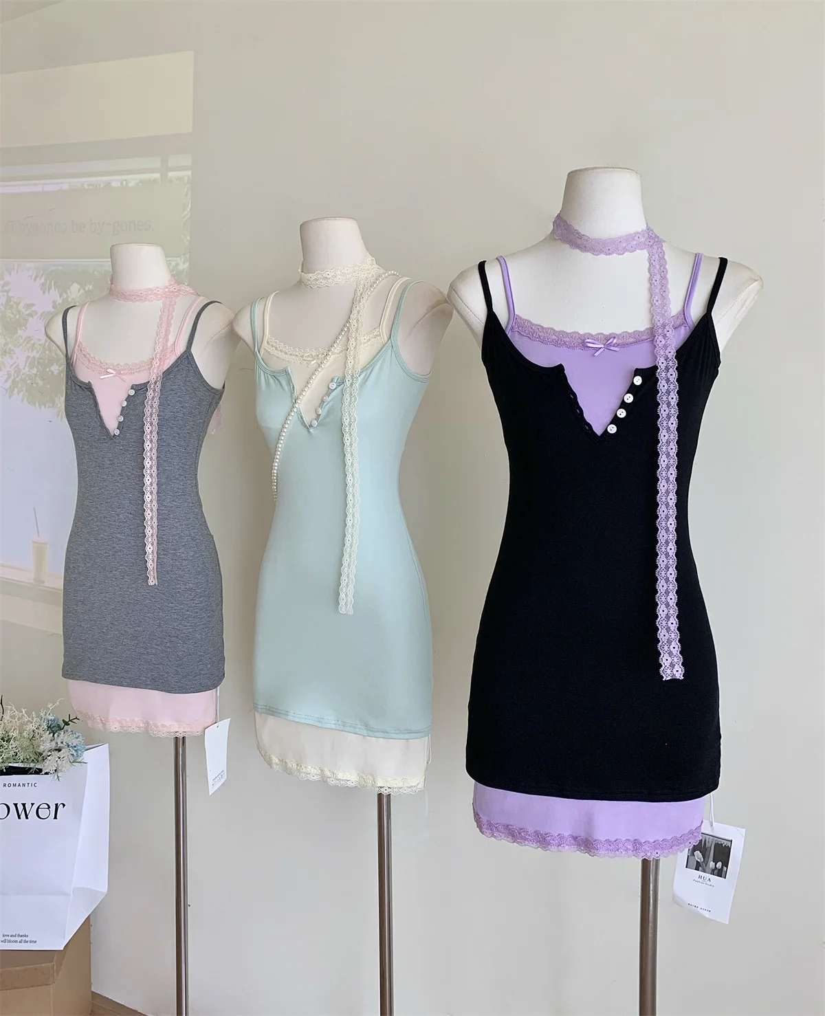 Женский серый комплект из двух предметов Y2k кружевное платье А-силуэта