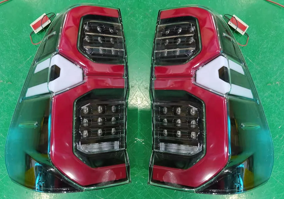 

Автомобильные фонари для Toyota Revo Rocco 2016 2017 2018 2019 2020 2021 2022 2023 задние светодиодные фонари