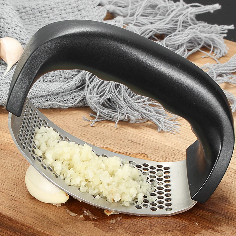 

Многофункциональный пресс для чеснока, ручной измельчитель чеснока из нержавеющей стали, изгибающийся качающийся измельчитель чеснока, ку...