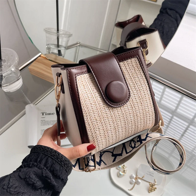 

Straw Shoulder Women's Bag 2023 Trend Bucket Summer Female Handbags Small Flap PU Leather Brand Crossbody Bags for Women