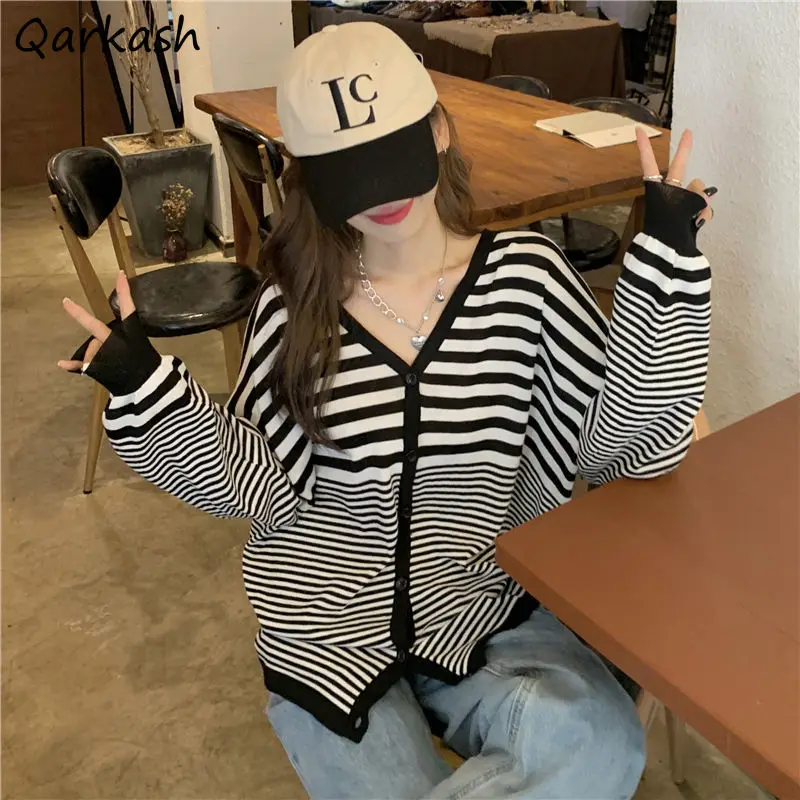 

Свитер, кардиган, Женский Осенний Свободный Полосатый дизайнерский студенческий универсальный модный мягкий однобортный эластичный карди...