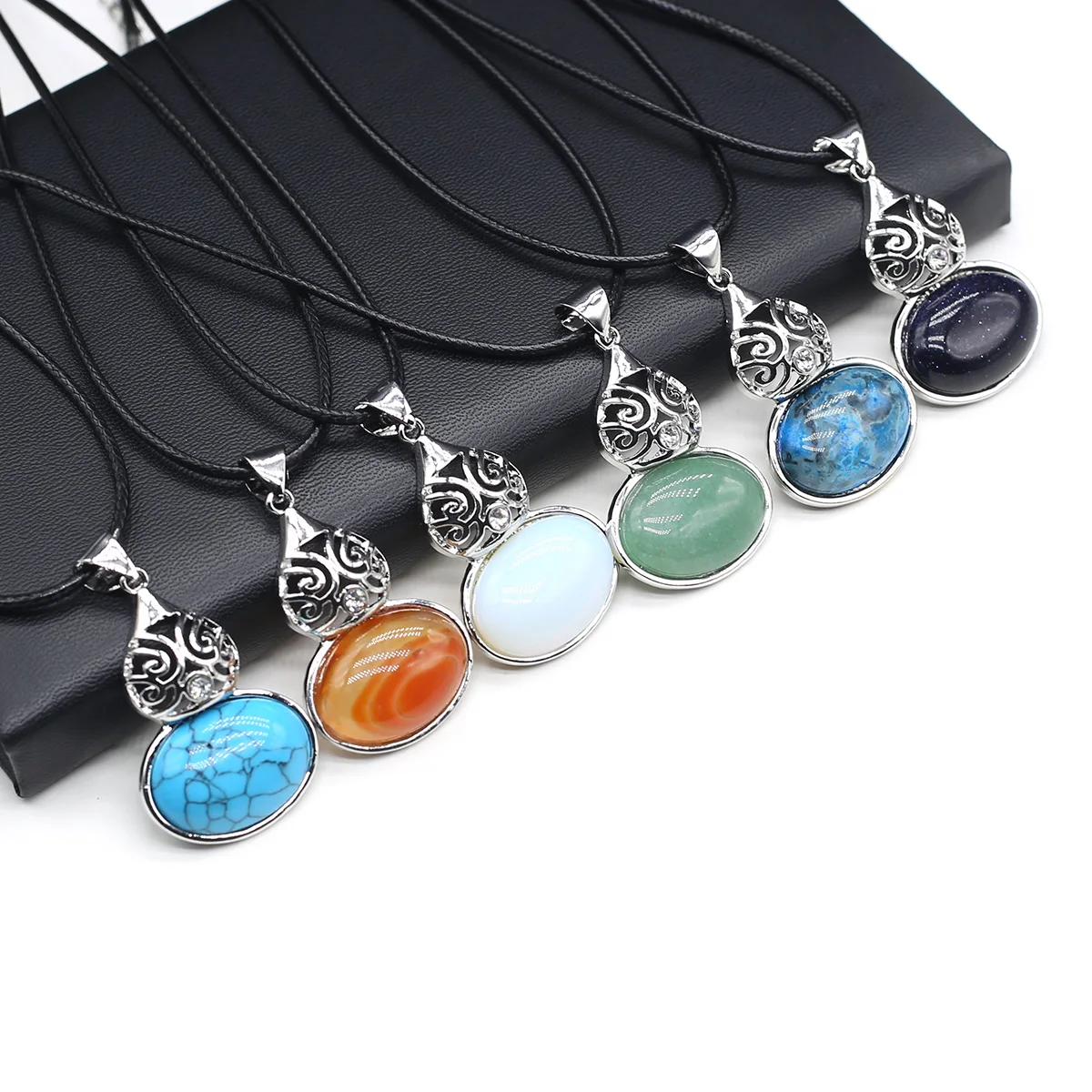 

Natural Stone Amethysts Pendant Necklace Gourd Shape Tiger Eye Crystal for Women Vintage Necklace Jewelry Party Gifts