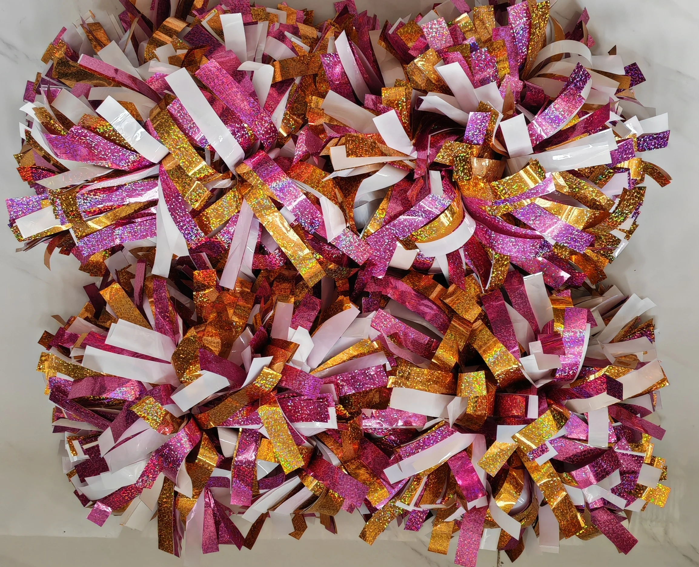 Изготовленные на заказ металлические помпоны для Чирлидера розово-белое и