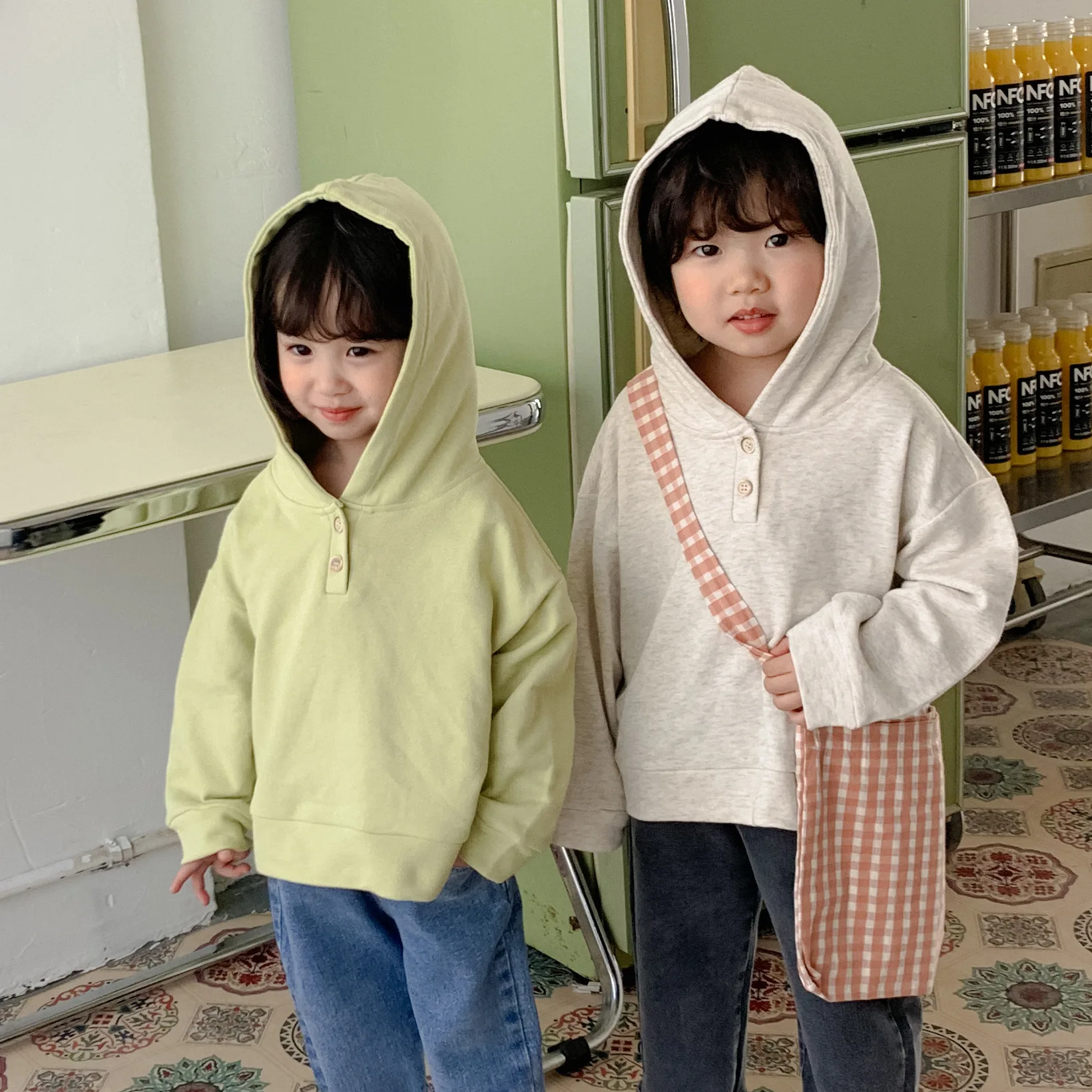 

Autumn New Children Long Sleeve Hooded Sweatshirts Cotton Baby Girls Solid Casual Hoodie Fashion Boys Loose Tops Kids Clothes