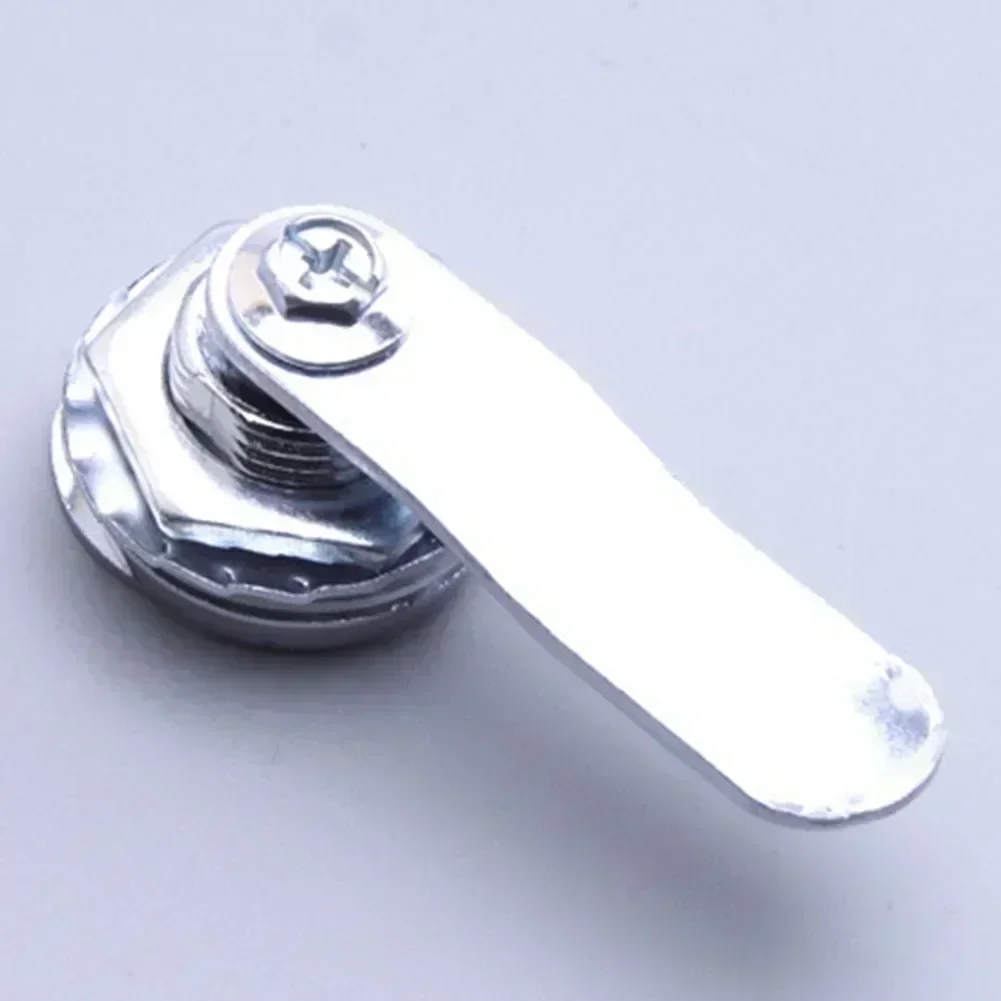 Навесной замок с кулачковым замком