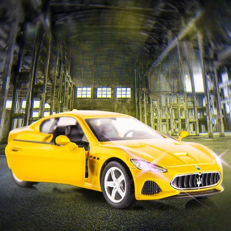 Коллекция 1/36 года Lambor LP670 Maserati супер автомобиль из сплава модель RMZ City подставка