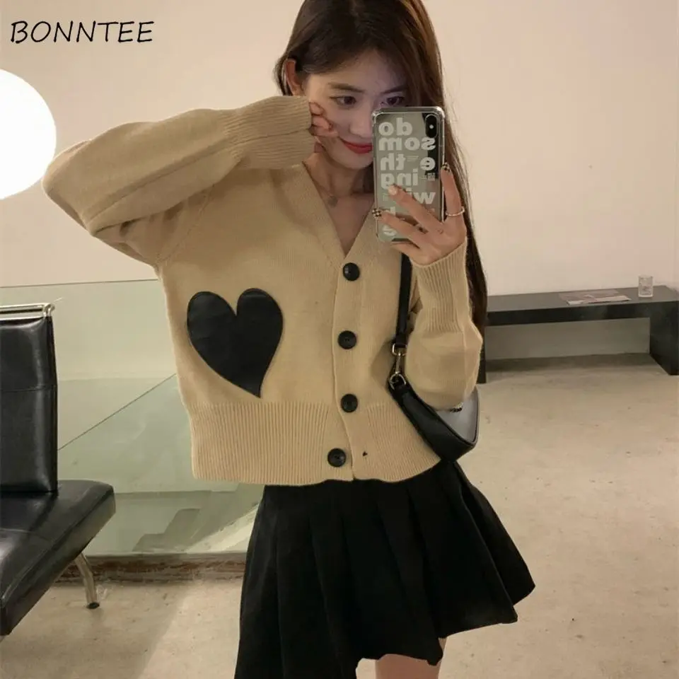 

Cardigan Embroidered Heart Print Versatile Design Academy Ulzzang Sweetie Girlfriends Baggy Cozy Casual Fashion Femme