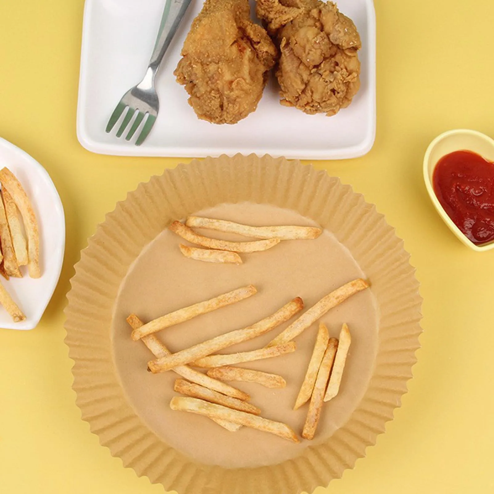 

Air Fryer Liners Round Paper Liner for Air Fryer Basket Non-Stick Baking Parchment Set with Food Tong and Baking Brush for Oven