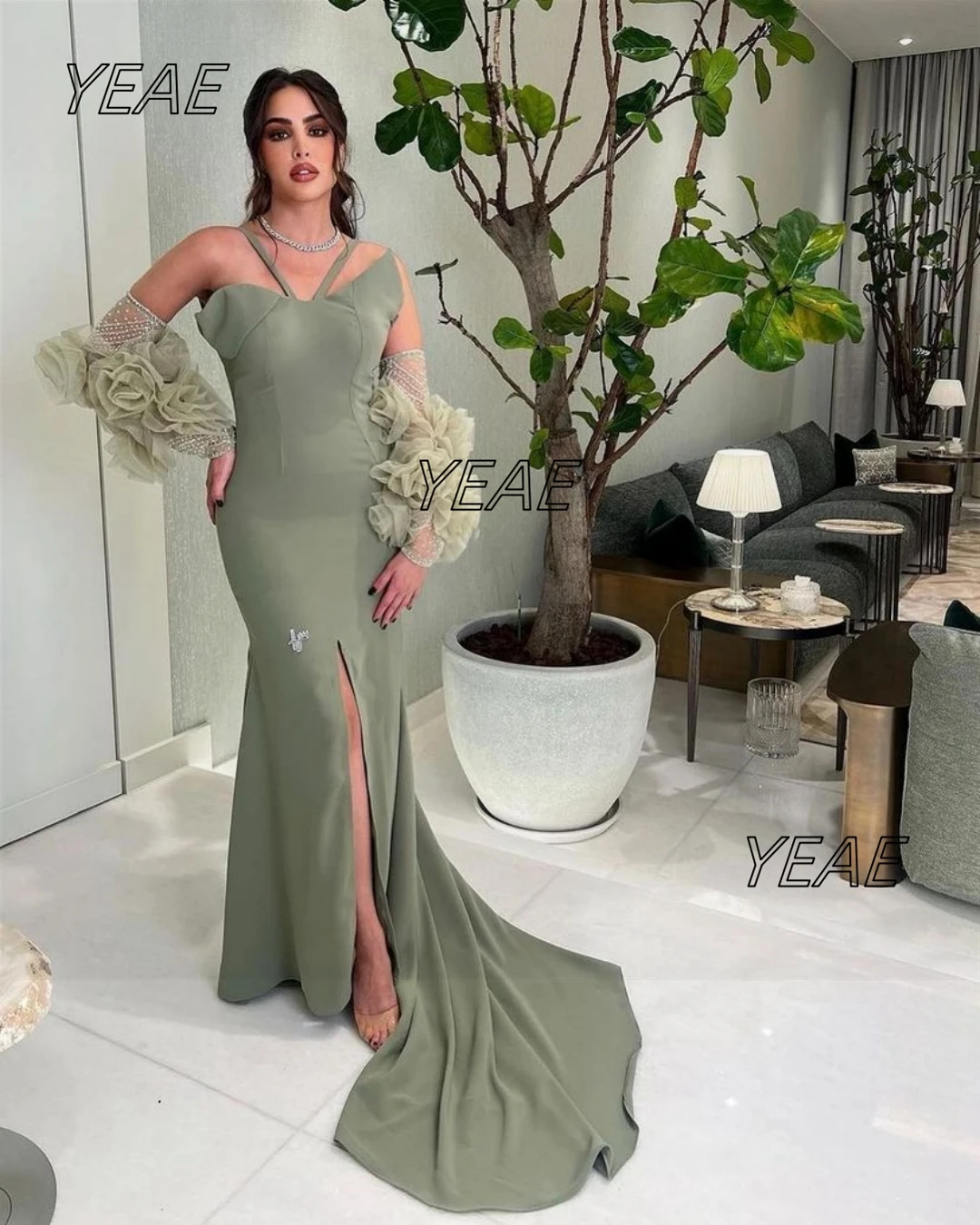 Платье женское вечернее со съемными длинными рукавами и разрезом спереди