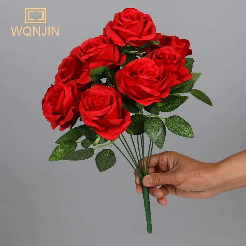 

Искусственные розы WQNJIN 9-головочные