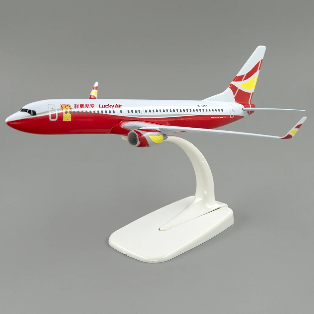 Летательный аппарат Боинг 737 на удачу модель самолета из сплава B737 подарок для