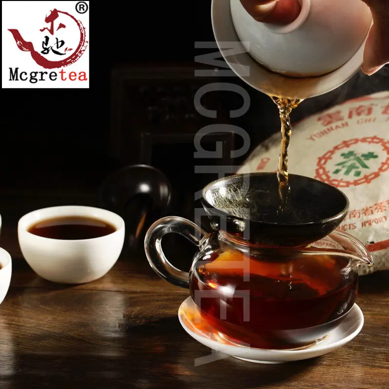Китай Yunnan Menghai самый старый чай из спелых пуэрх Королевский корт Шу-эр для