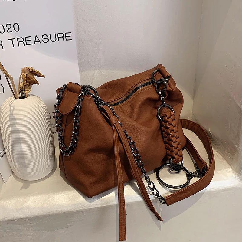 Large Capacity Bag Women's Bag 2022 New Fashion Student Fashion Popular Chain One Shoulder Crossbody Bag Pillow Bag For Women