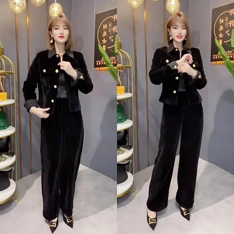 Женский вельветовый костюм в полоску однобортный короткий пиджак с длинным