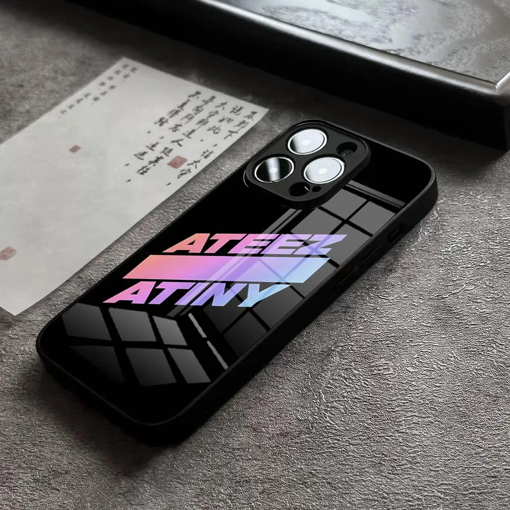 Чехол для телефона с логотипом KPOP ATEEZ для iPhone 15 Pro Max, 14 Plus, 17 Pro Max, 12, 11, 13, X, XR, XS, 16 Plus, Air, SE, стеклянный чехол (art.: 3920dc342e40f) - 3920dc342e40f