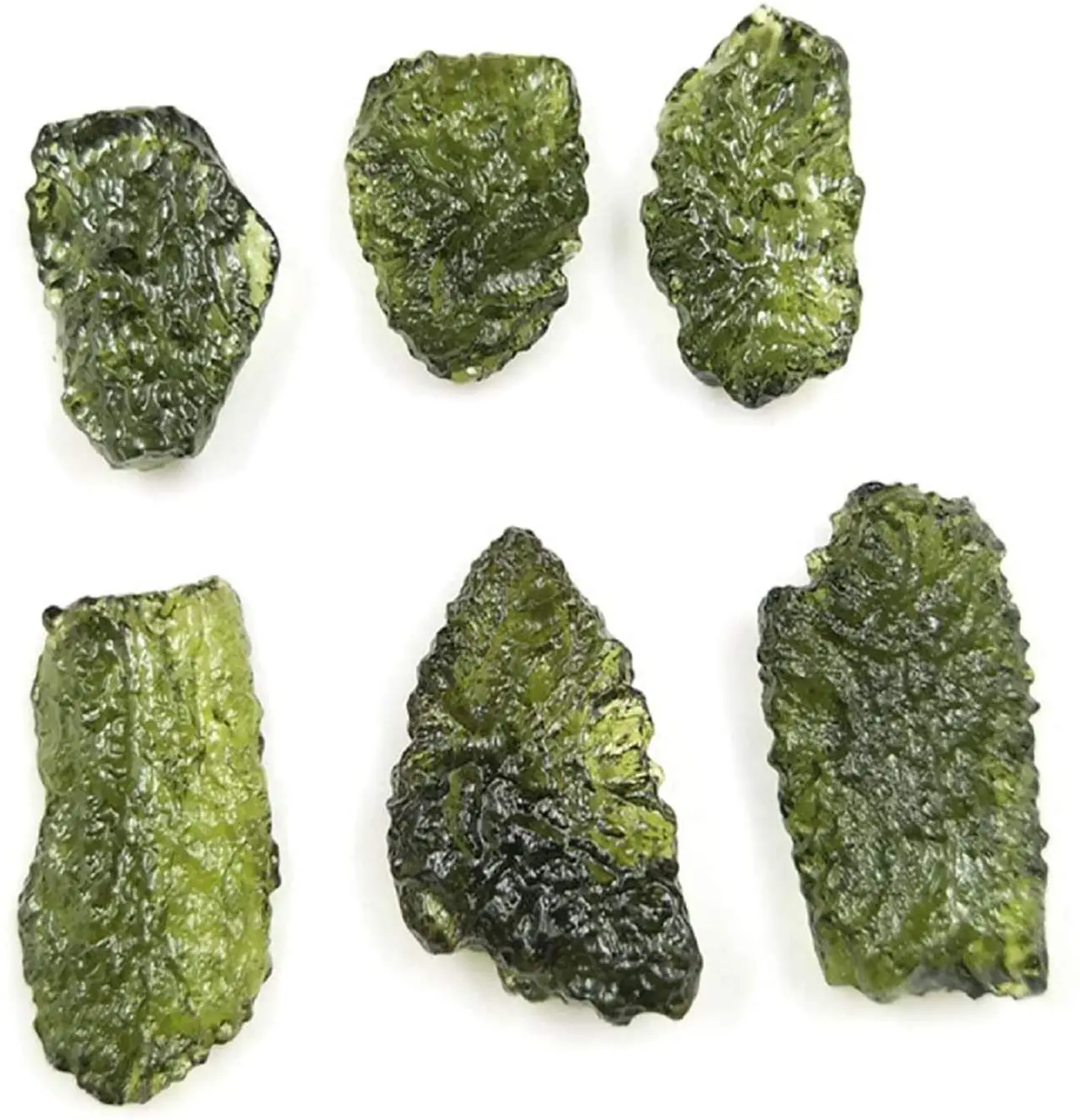 Кулон Moldavite зеленый неправильный камень чешский метеорит необработанный