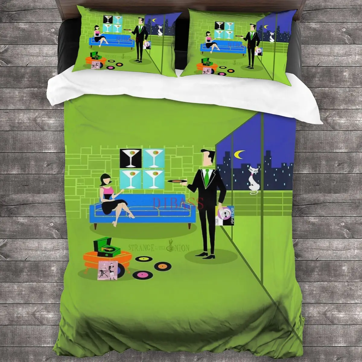 

Retro Urban Cartoon Couple Soft Microfiber Comforter Set with 2 Pillowcase Quilt Cover With Zipper Closure